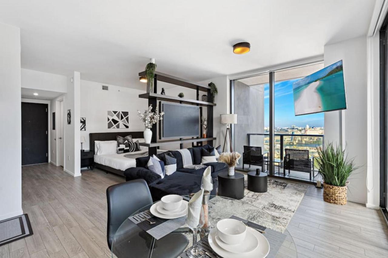 Corner Condo W/ Unrivaled Views Miami Extérieur photo